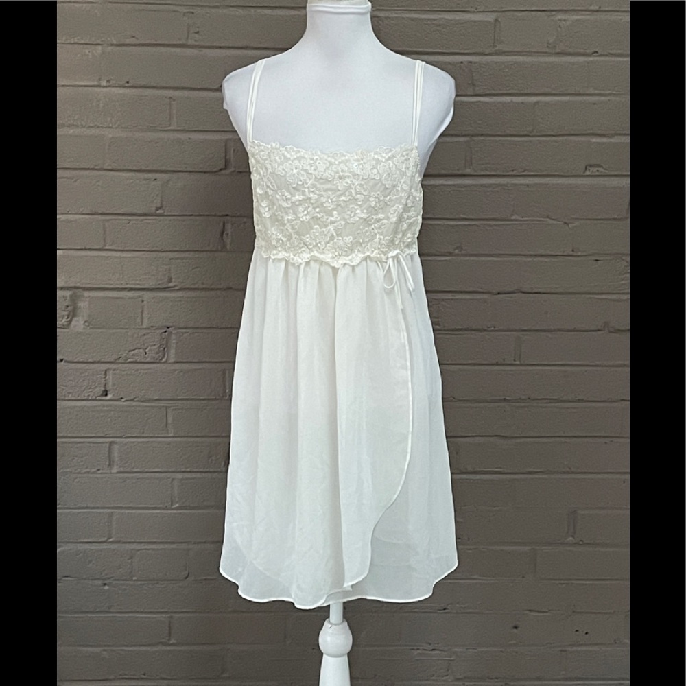 Bella Donna  Ivory Lingerie L